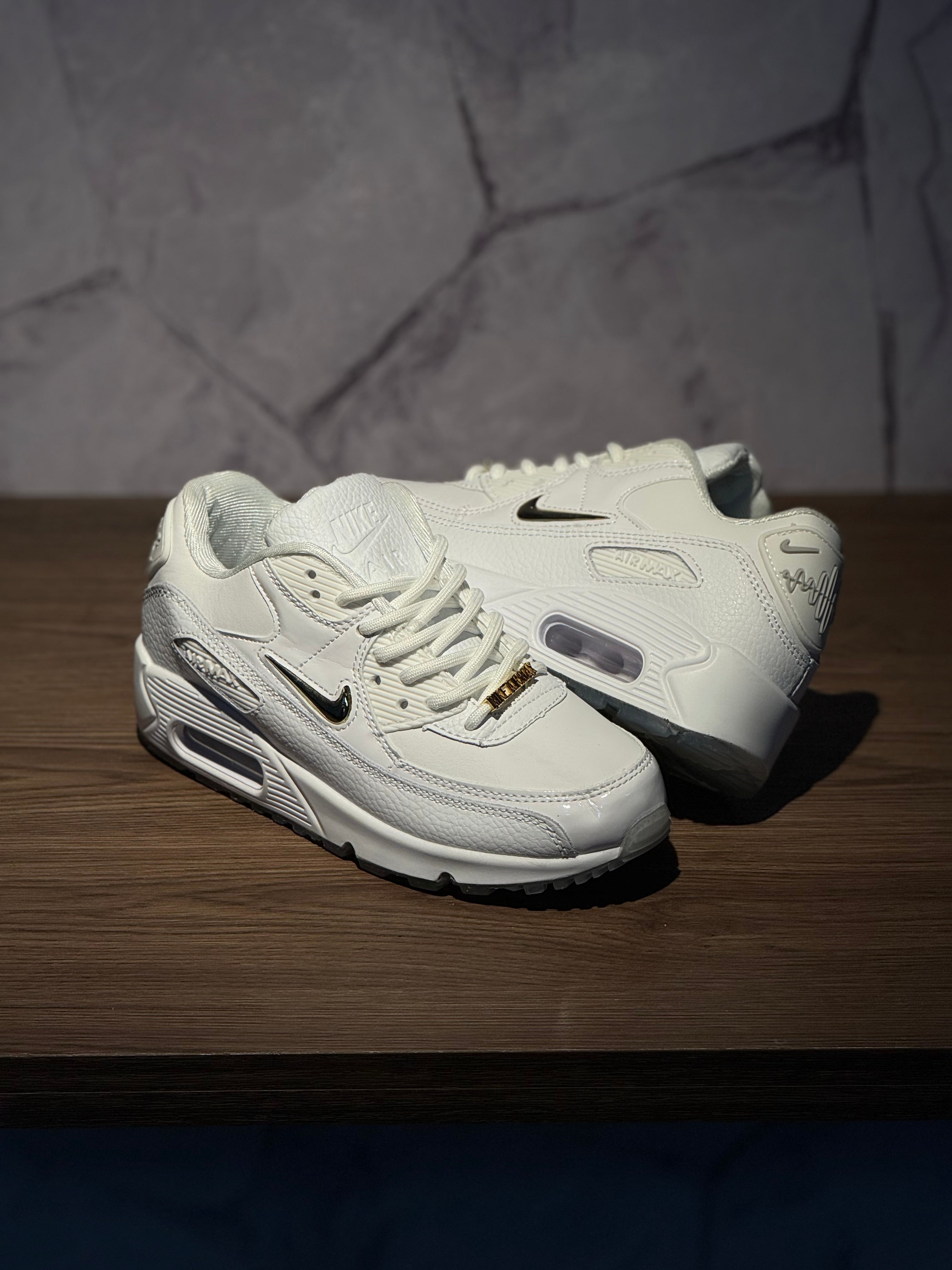 Nike Air Max 90’ “Pirata”