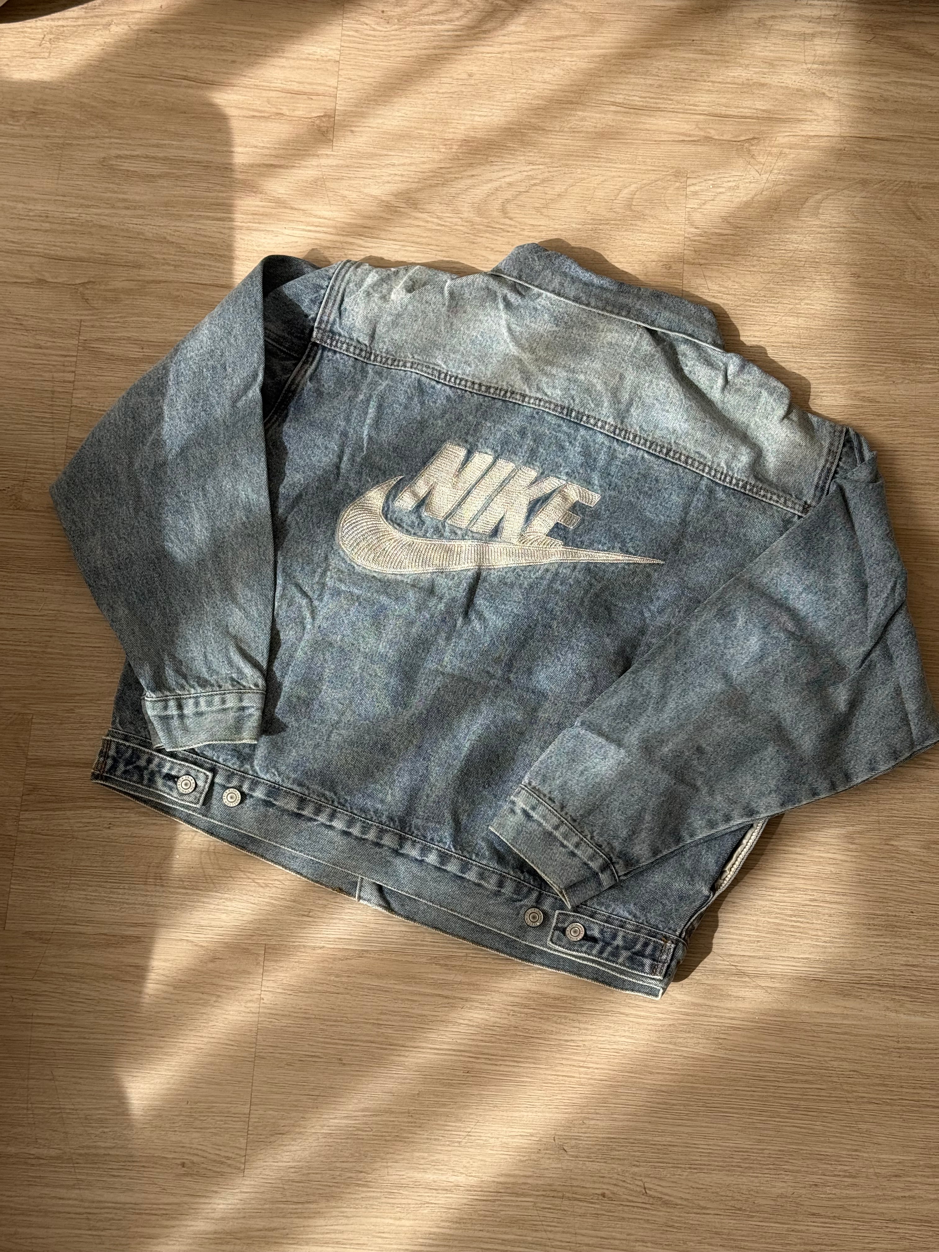 Chaqueta Levi’s X Nike