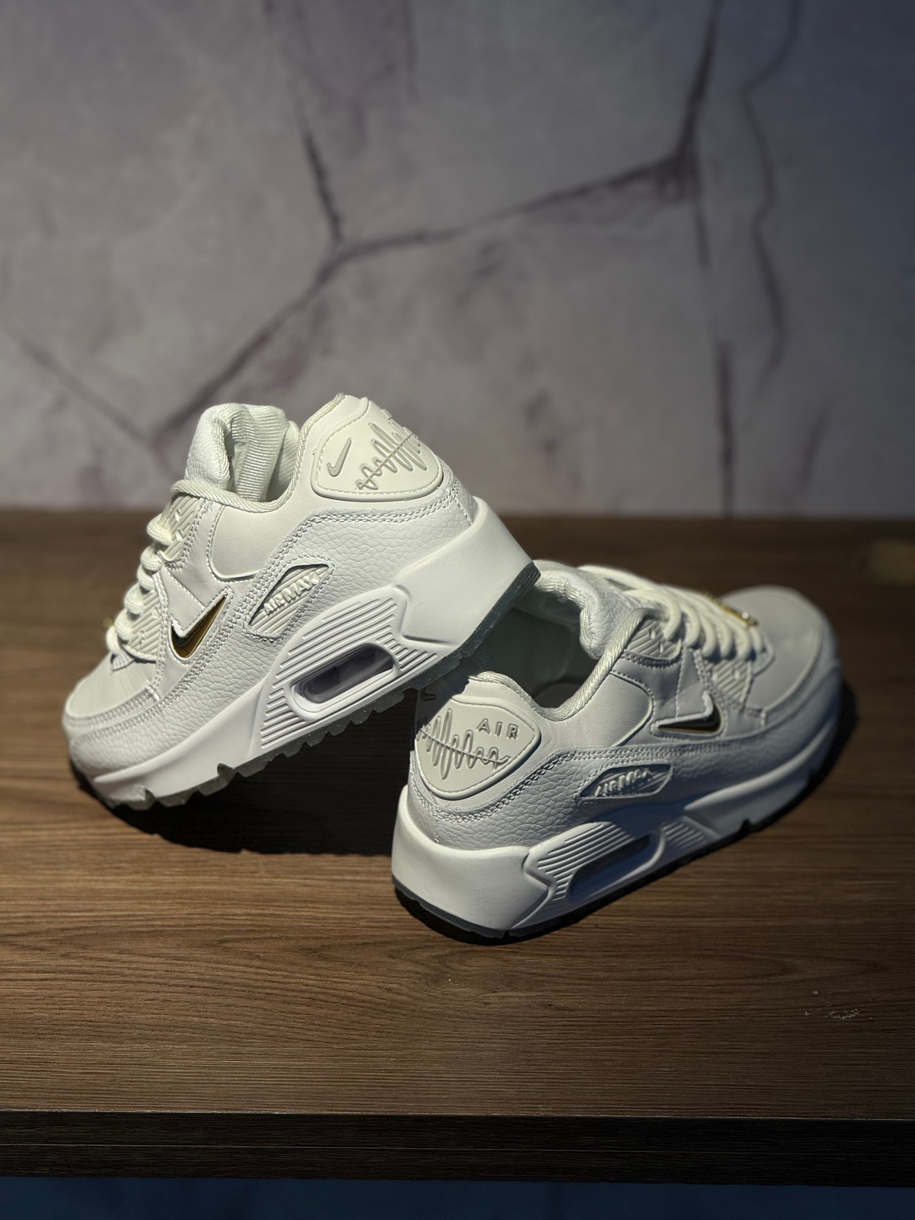 Nike Air Max 90’ “Pirata”
