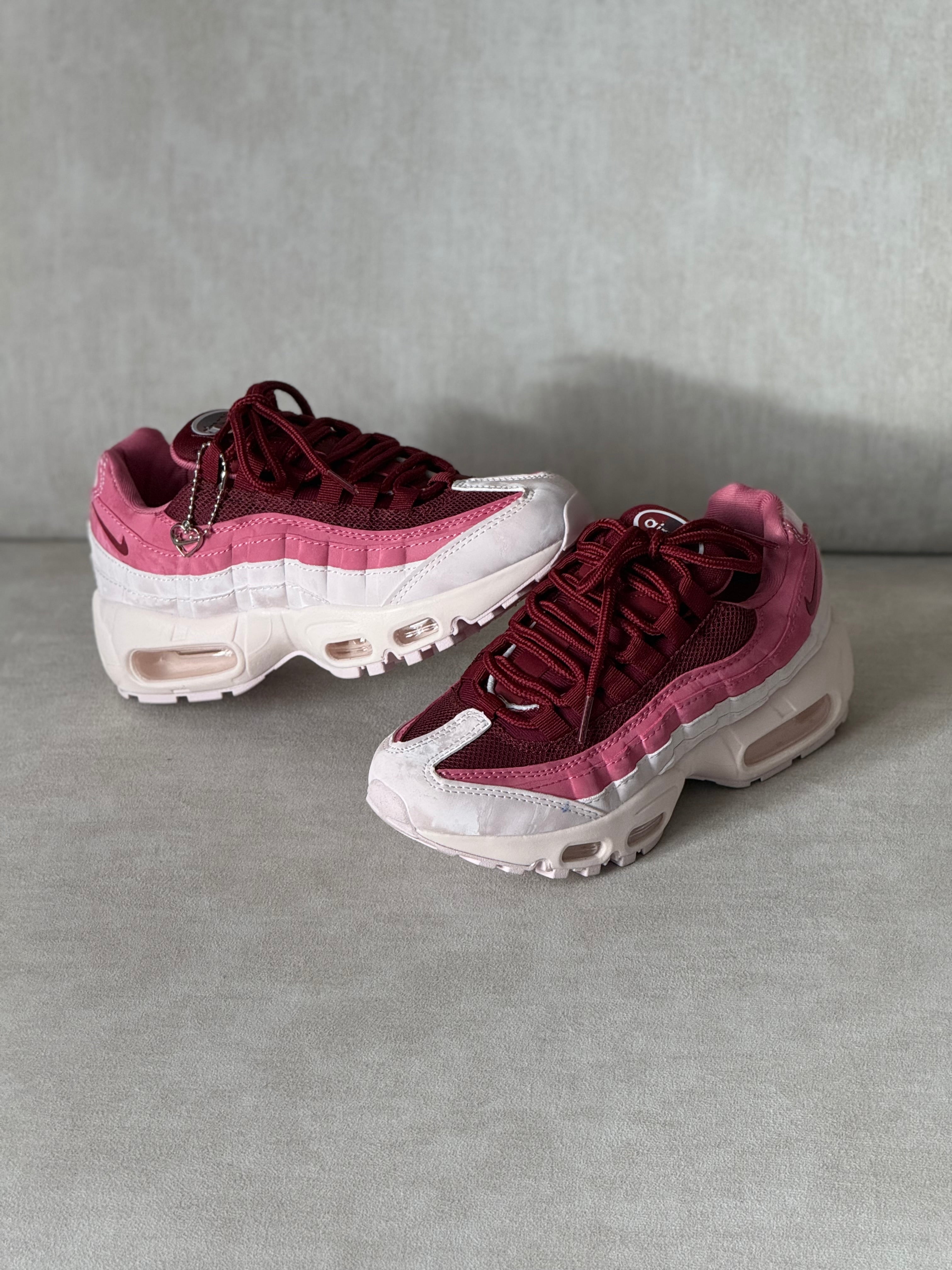 Nike Air Max 95 "Valentine's Day"