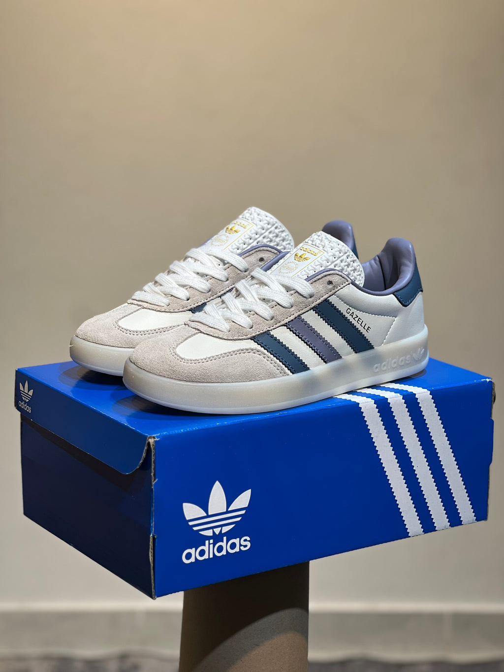 Adidas Gazelle Indoor “White/Blue”
