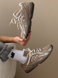 New Balance 204L