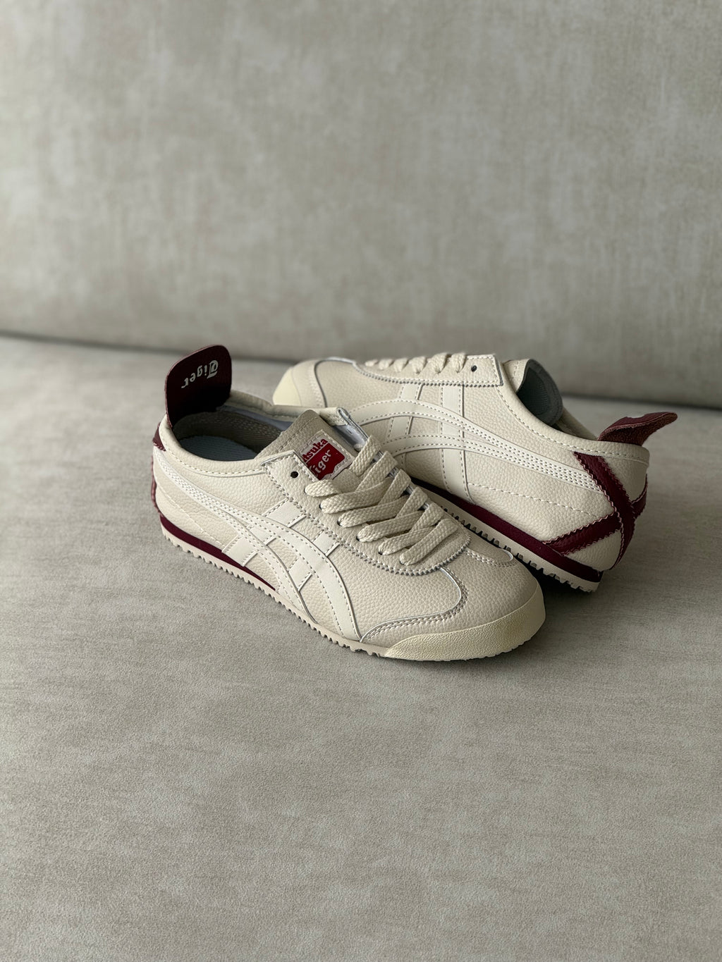 Onitsuka Tiger  Mexico 66 "Cream Beet Juice"
