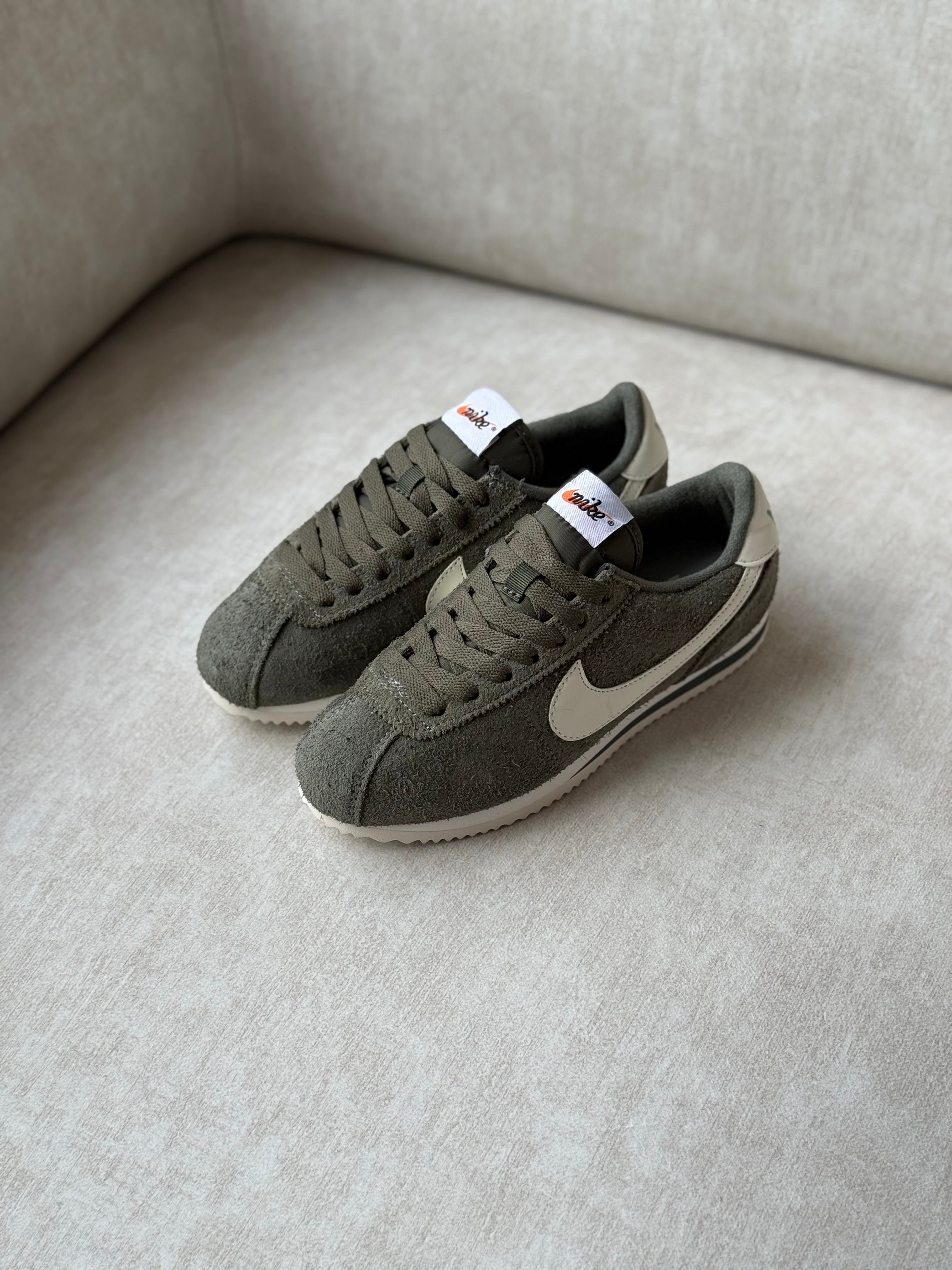 Nike Cortez Vintage “Green/cream”