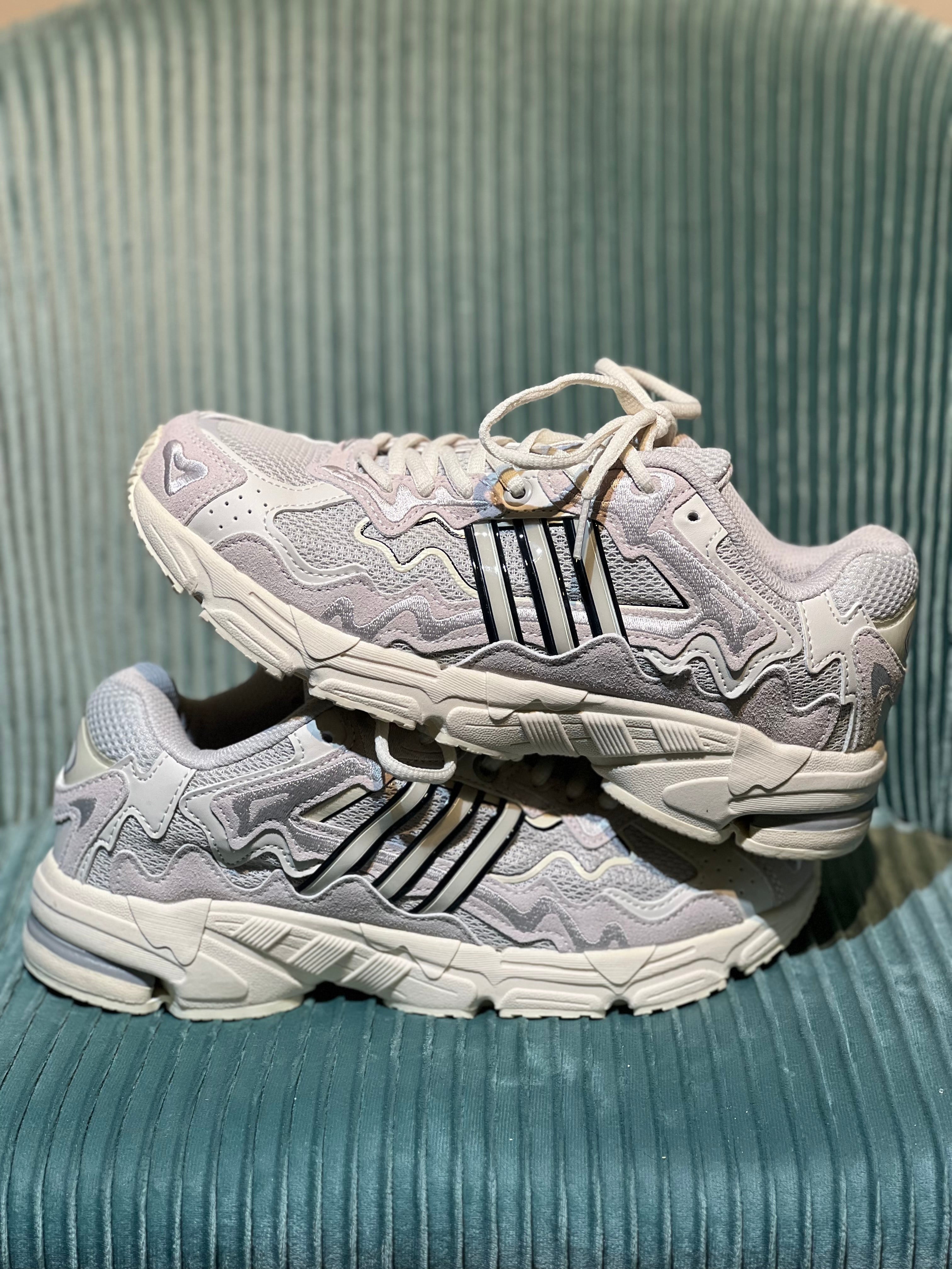Adidas Response x Bad Bunny “Wonder White”
