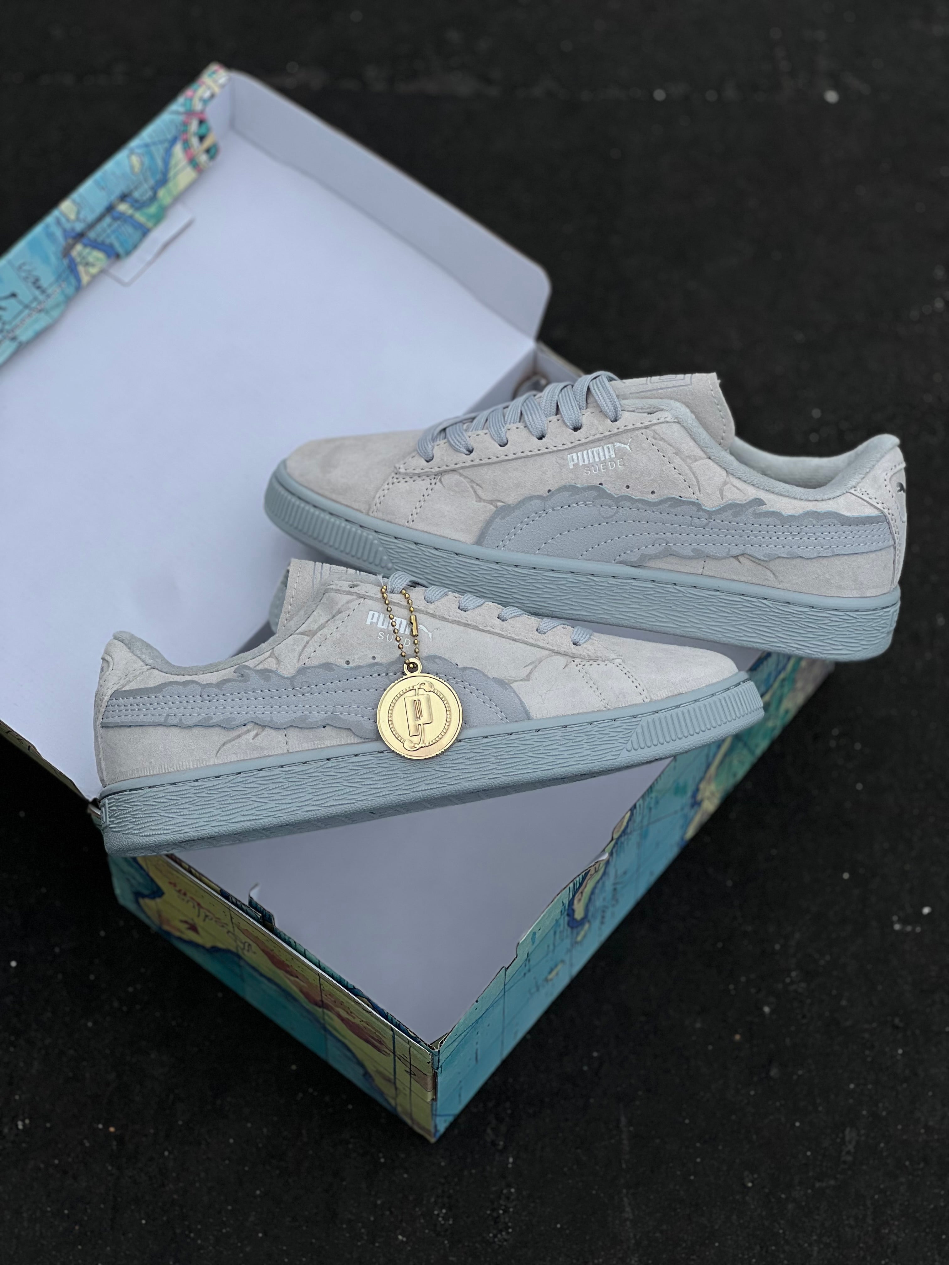 Puma suede x One Piece
