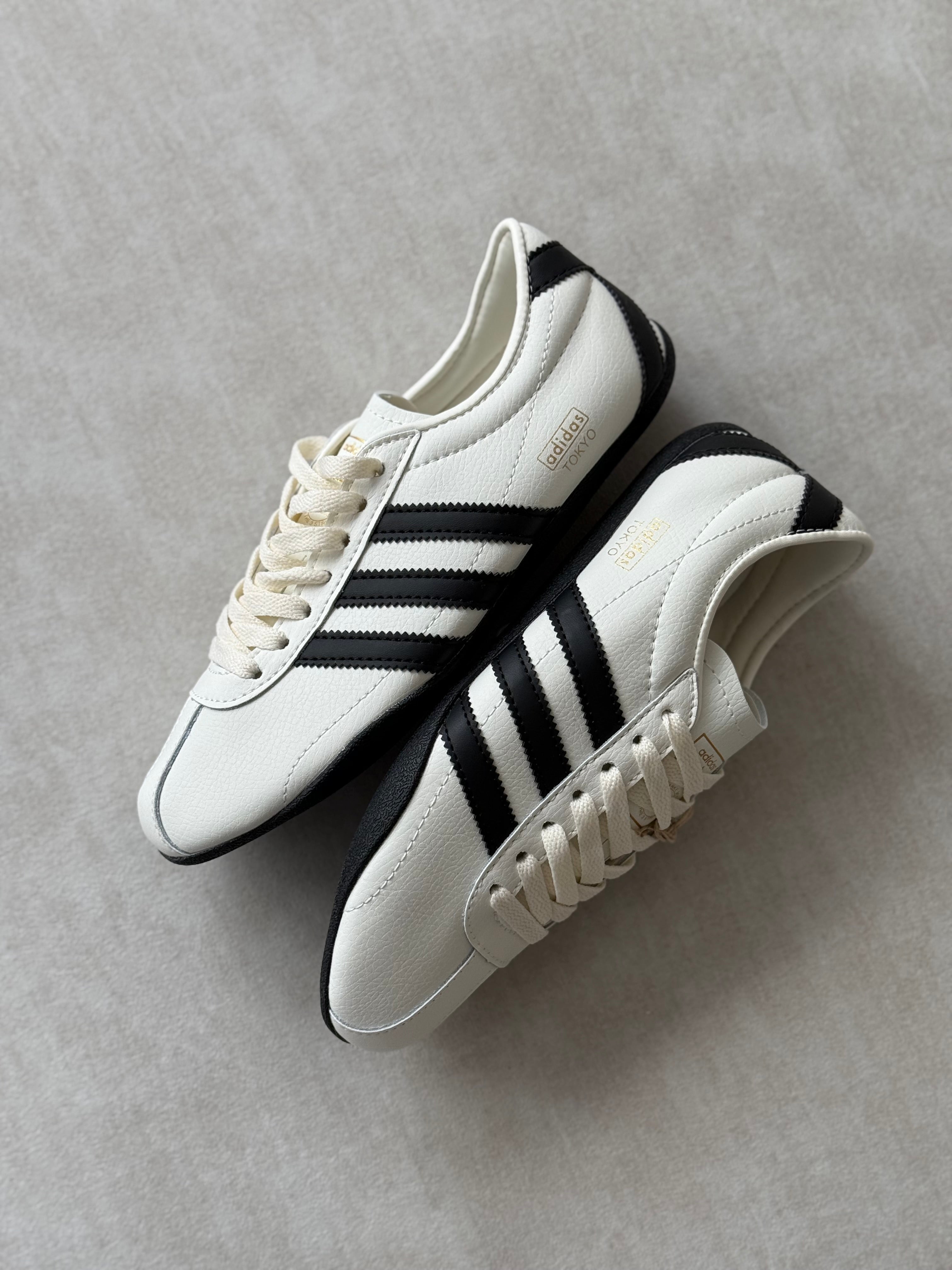 Adidas Tokio “White/Black”