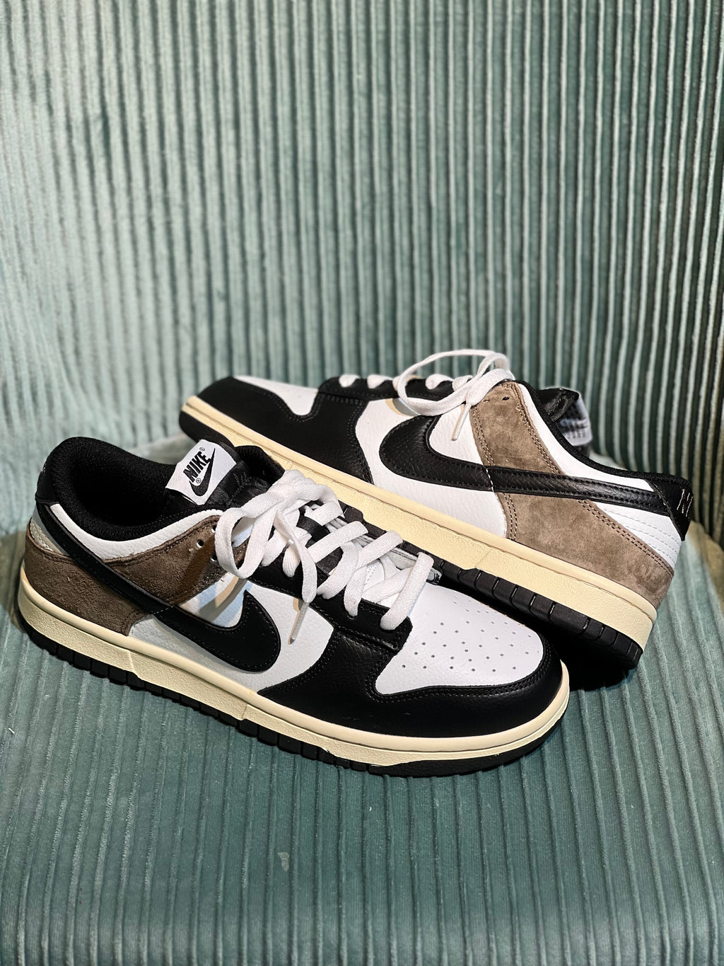 Nike Dunk Low “Mocha”