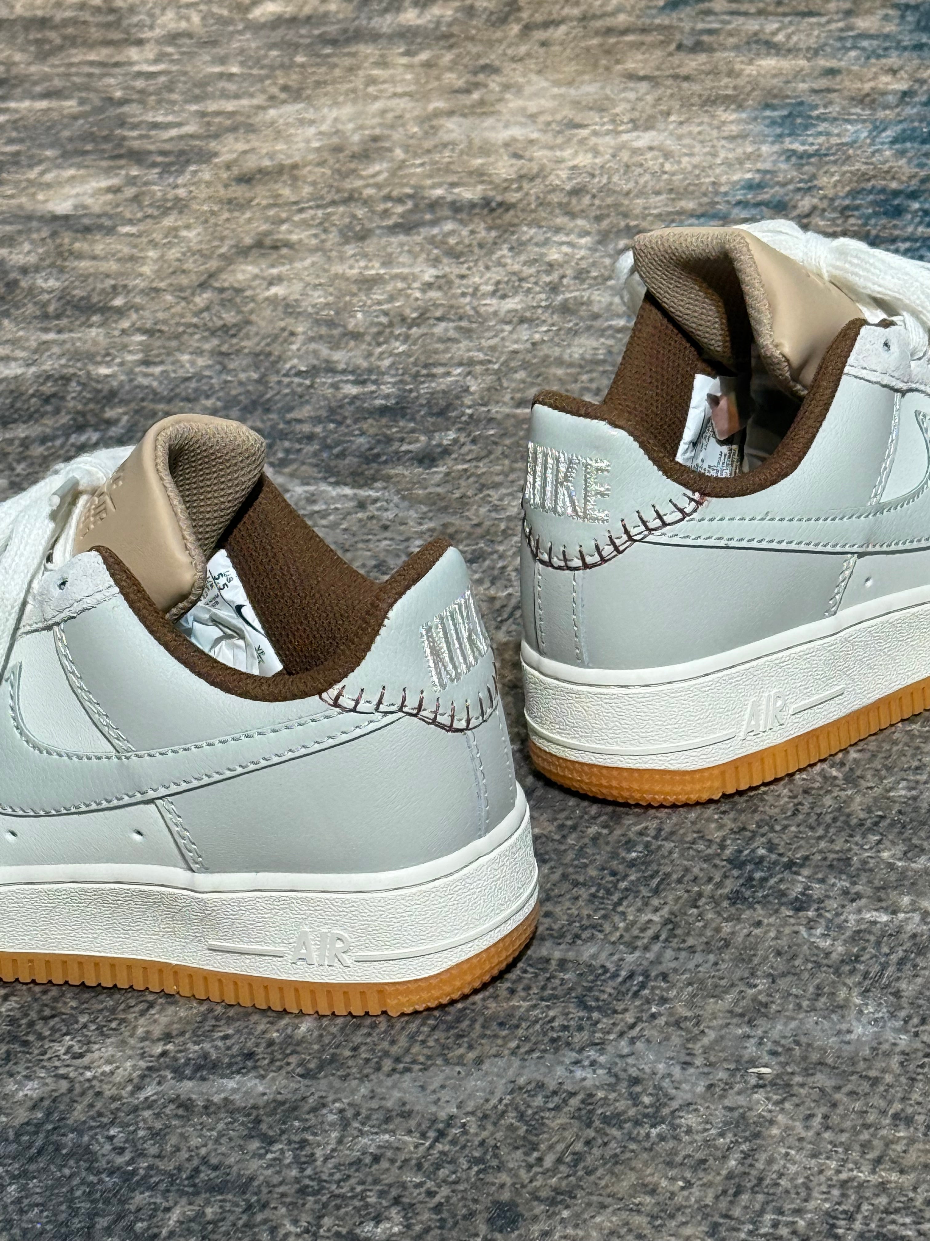 Nike Air Force 1