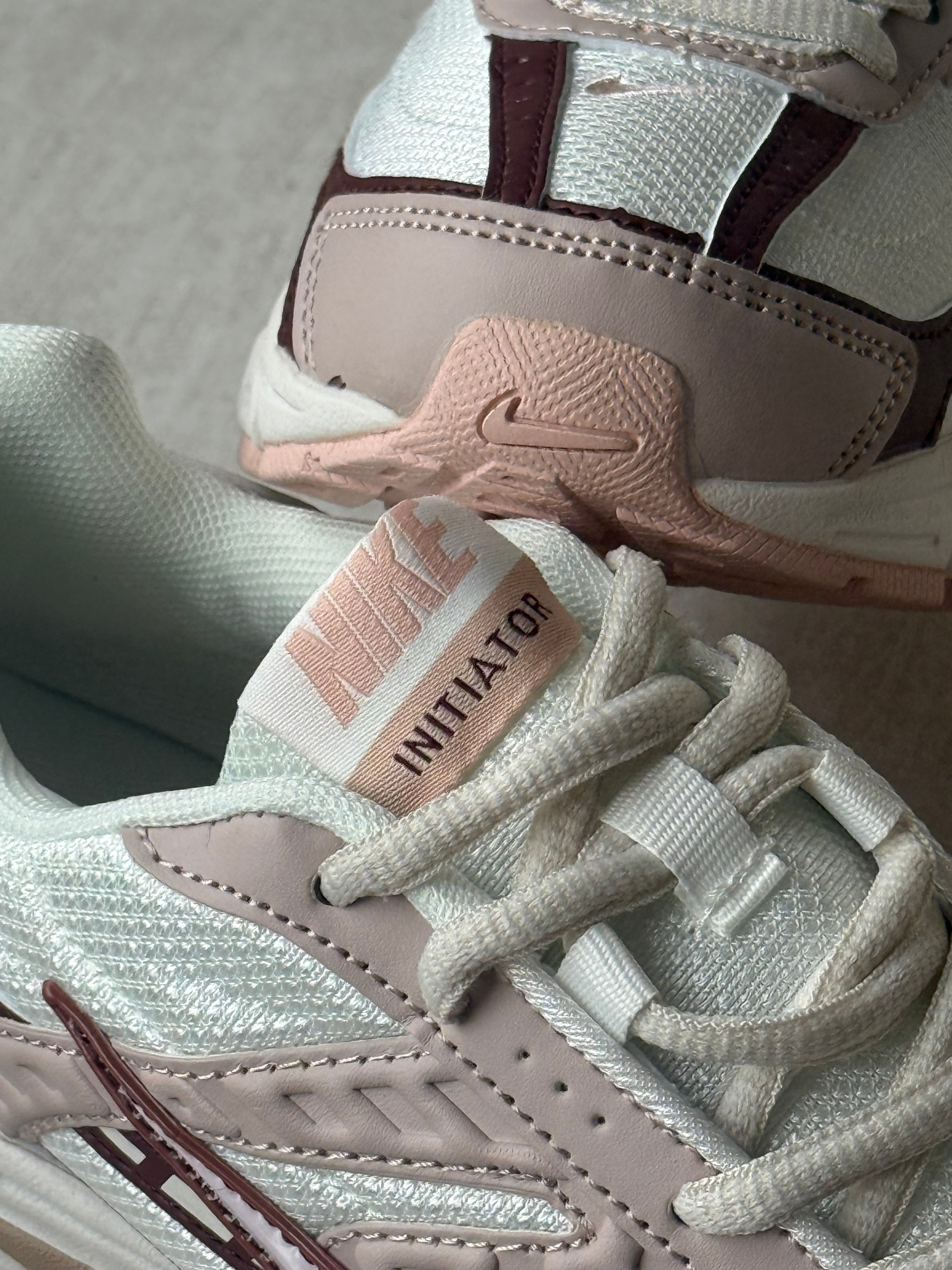 Nike Initiator “Pink”