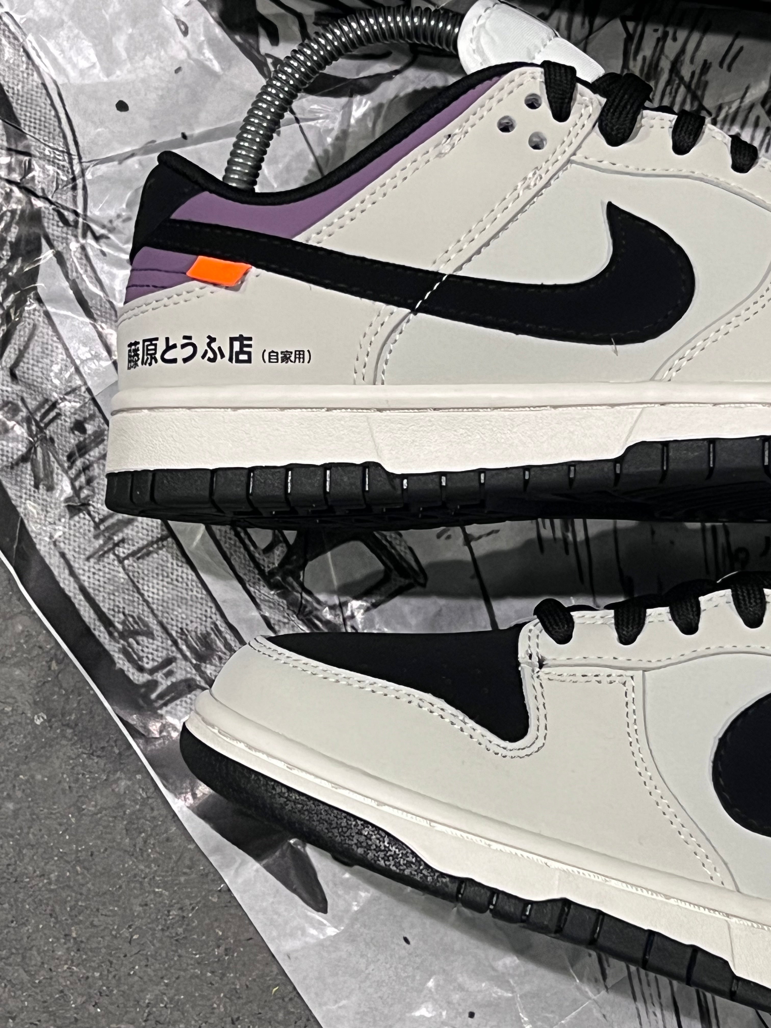 Nike dunk low “toyota”