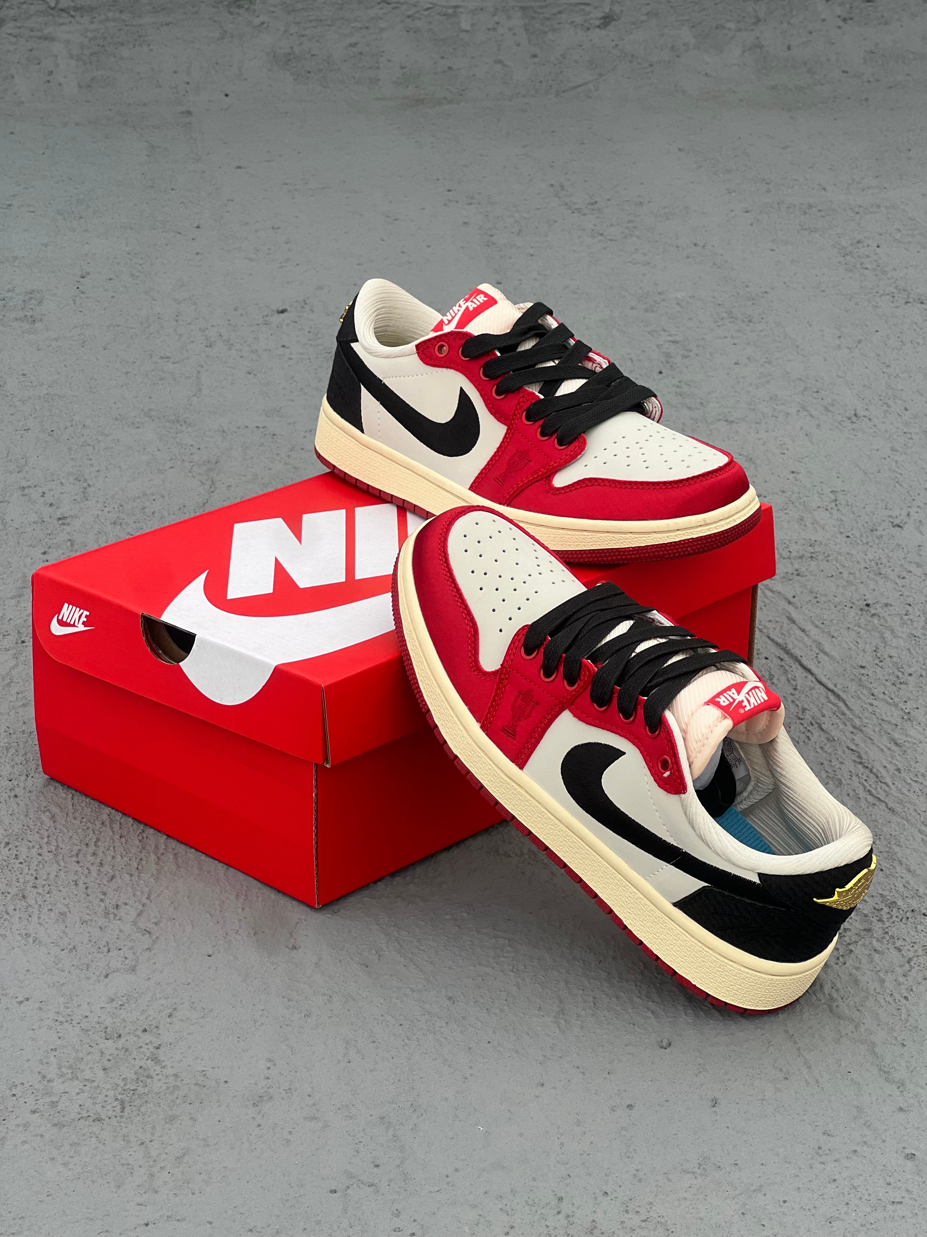 Jordan Retro 1 Low “Trophy”