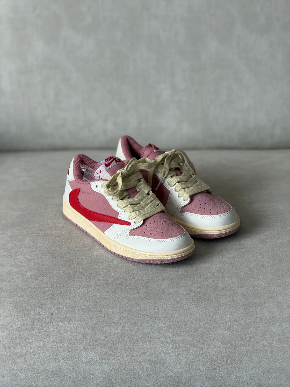 Air Jordan 1 Low x Travis Scott “Tropical Pink”