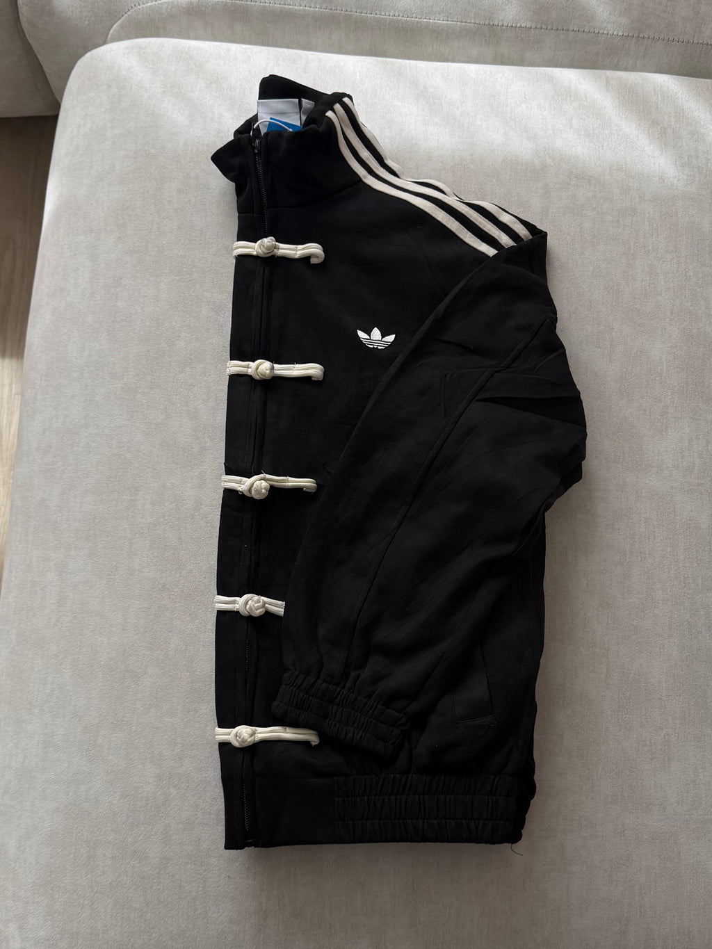 Chaqueta Adidas CNY “Black”