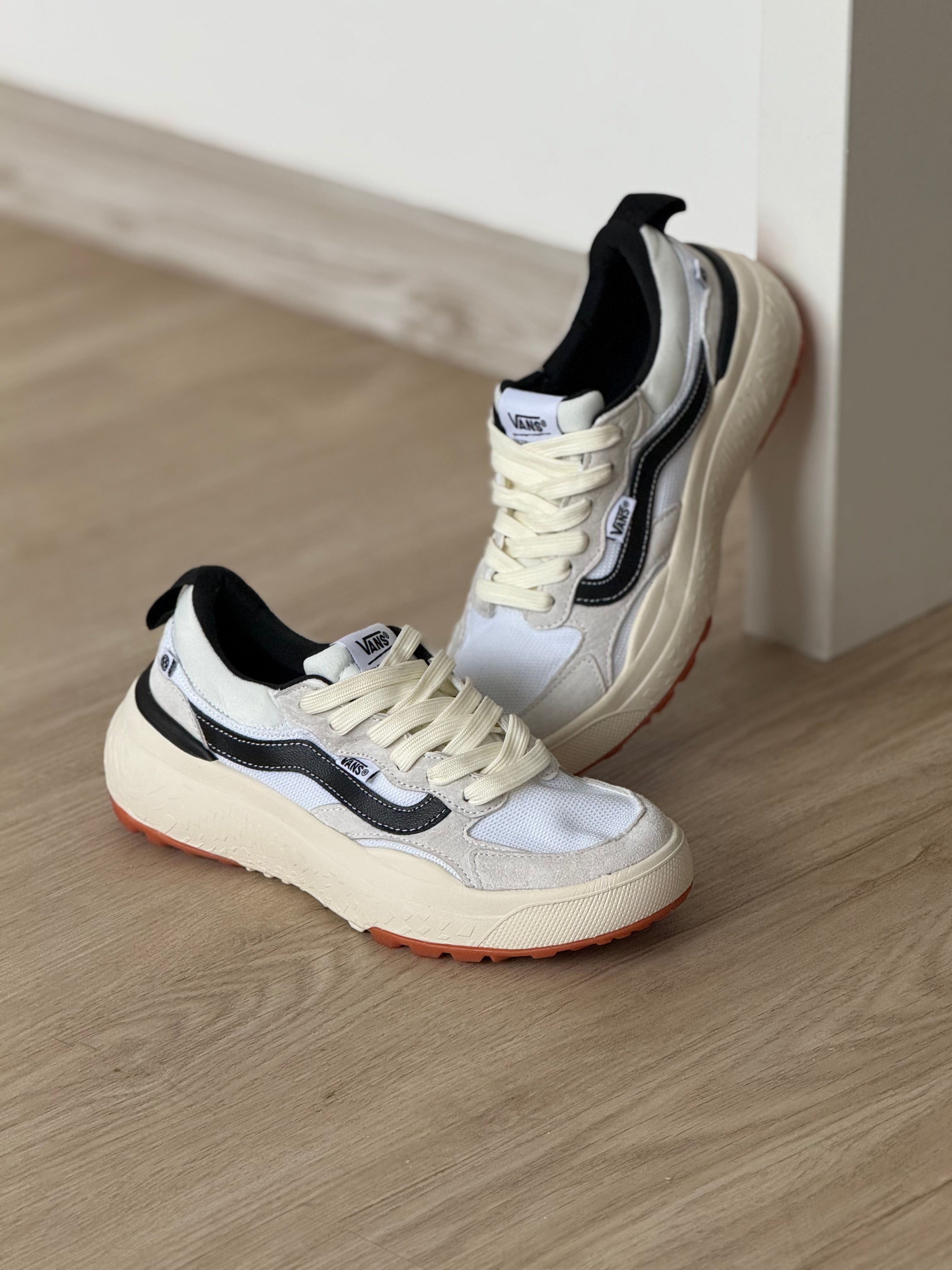 Vans Ultrarange “White”