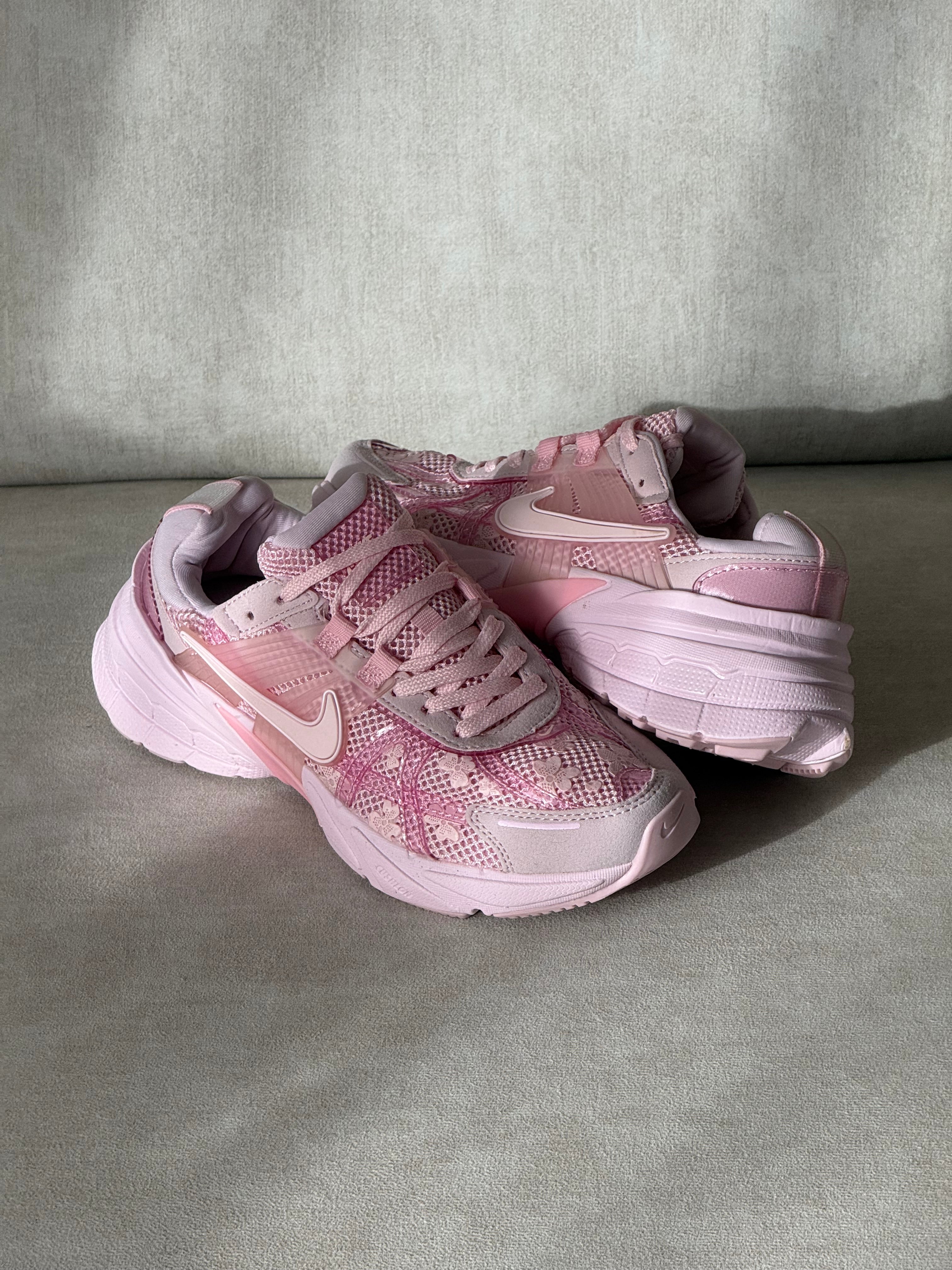 Nike V2K Run “Arctic Pink”