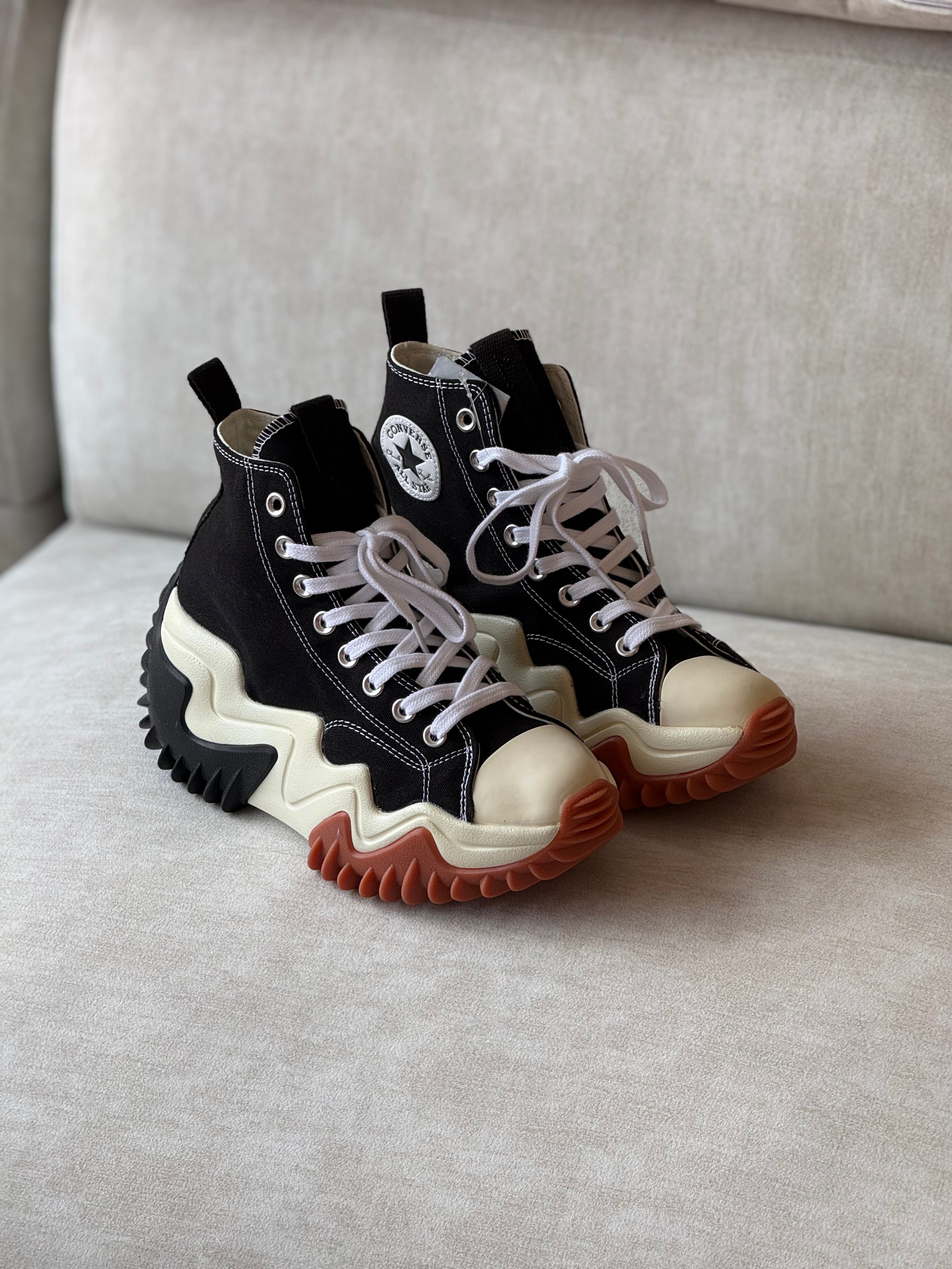 Converse All Star Run Star Motion