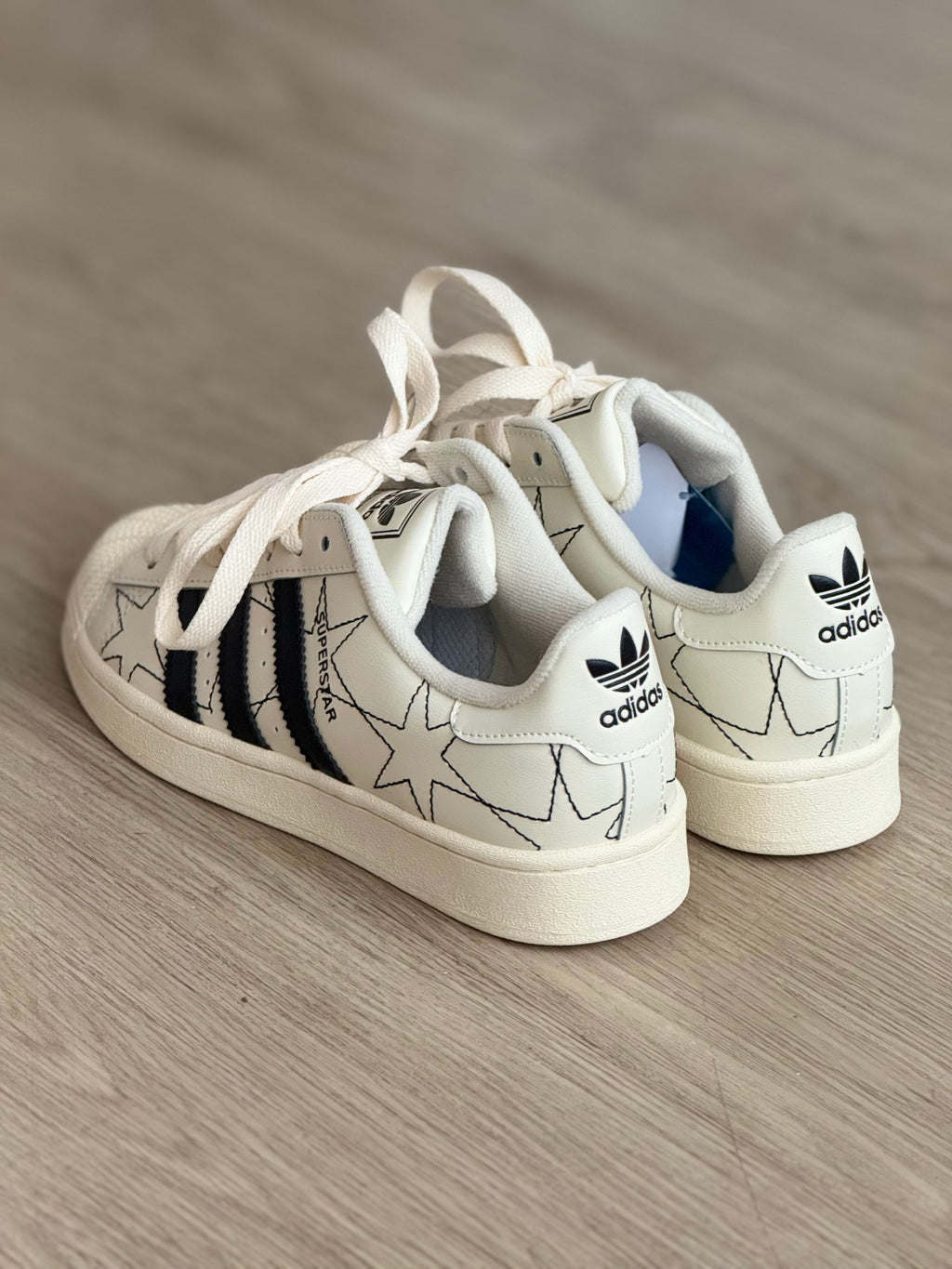 Adidas Superstar