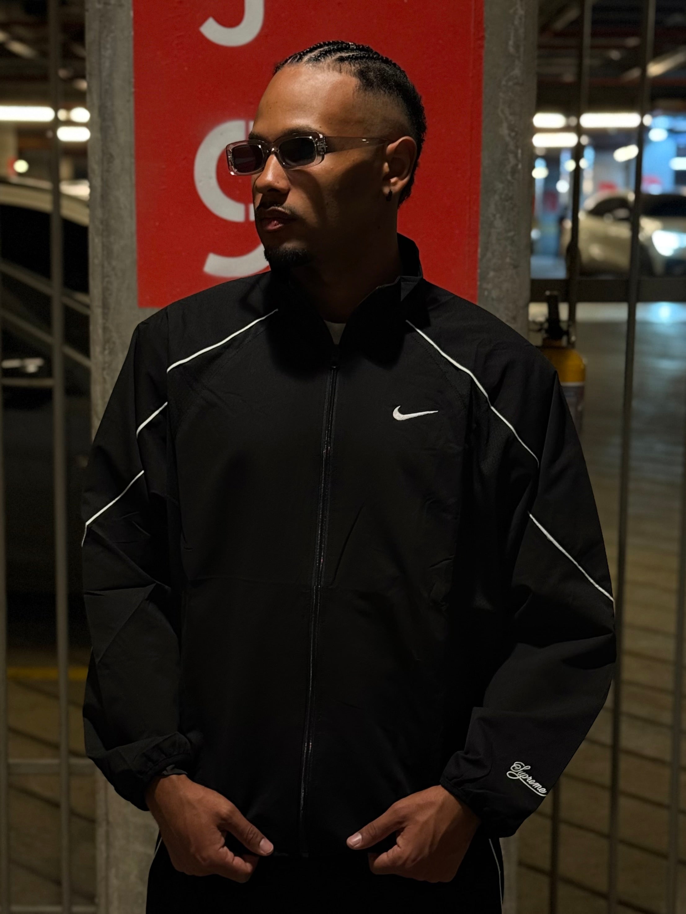 Sudadera Nike x Supreme Track