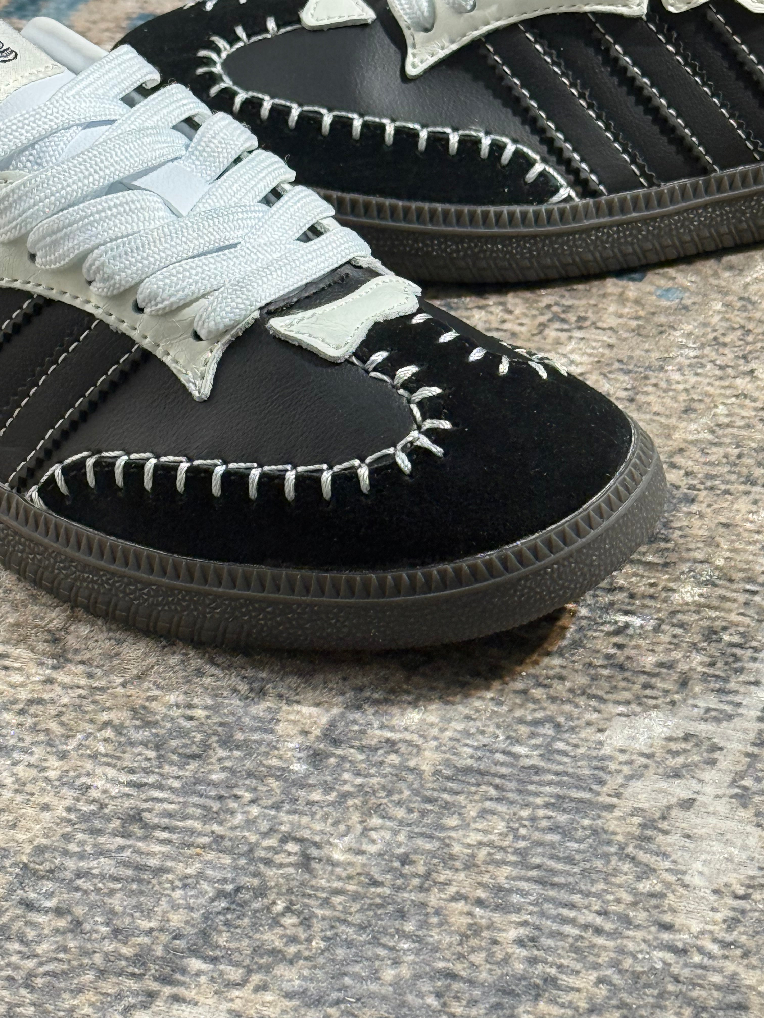 Adidas Samba OG “Halloween”