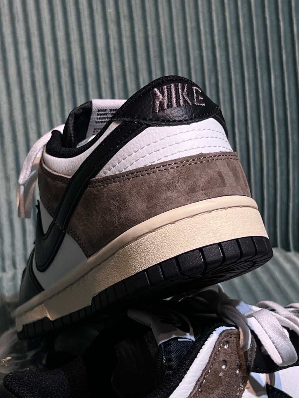 Nike Dunk Low “Mocha”