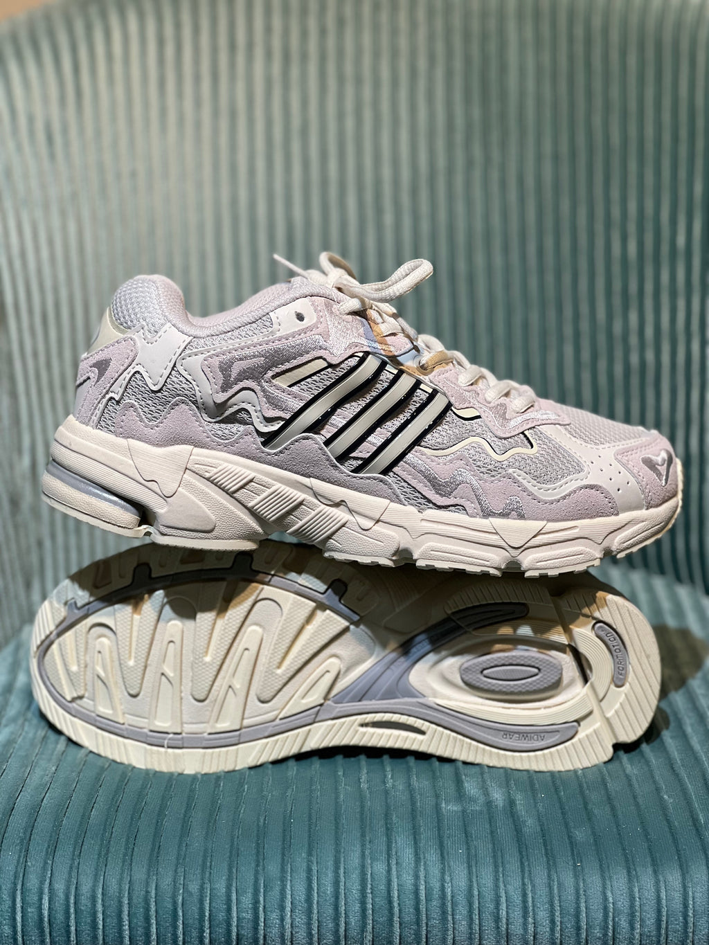 Adidas Response x Bad Bunny “Wonder White”
