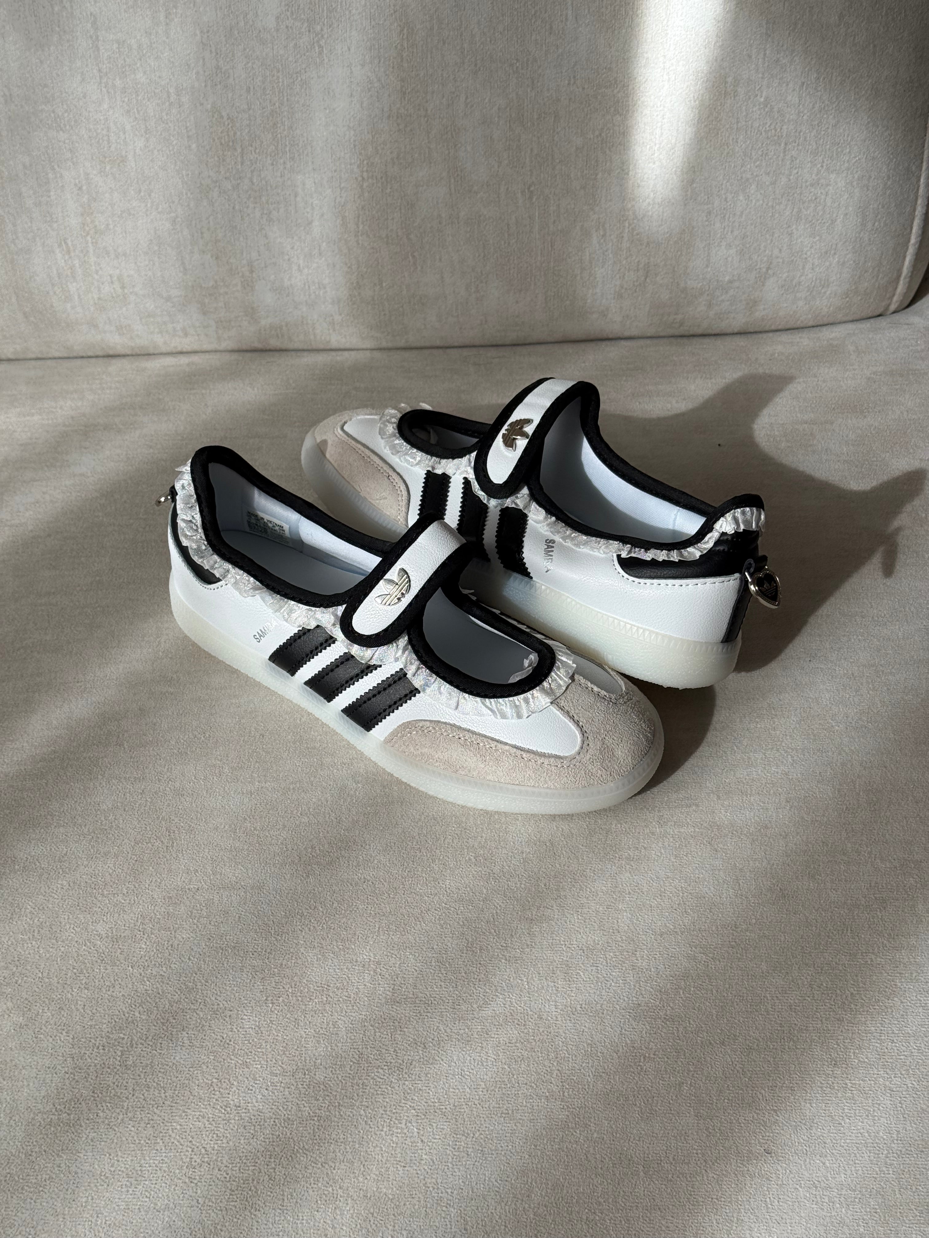 Adidas Samba Jane “Frill White/Black”