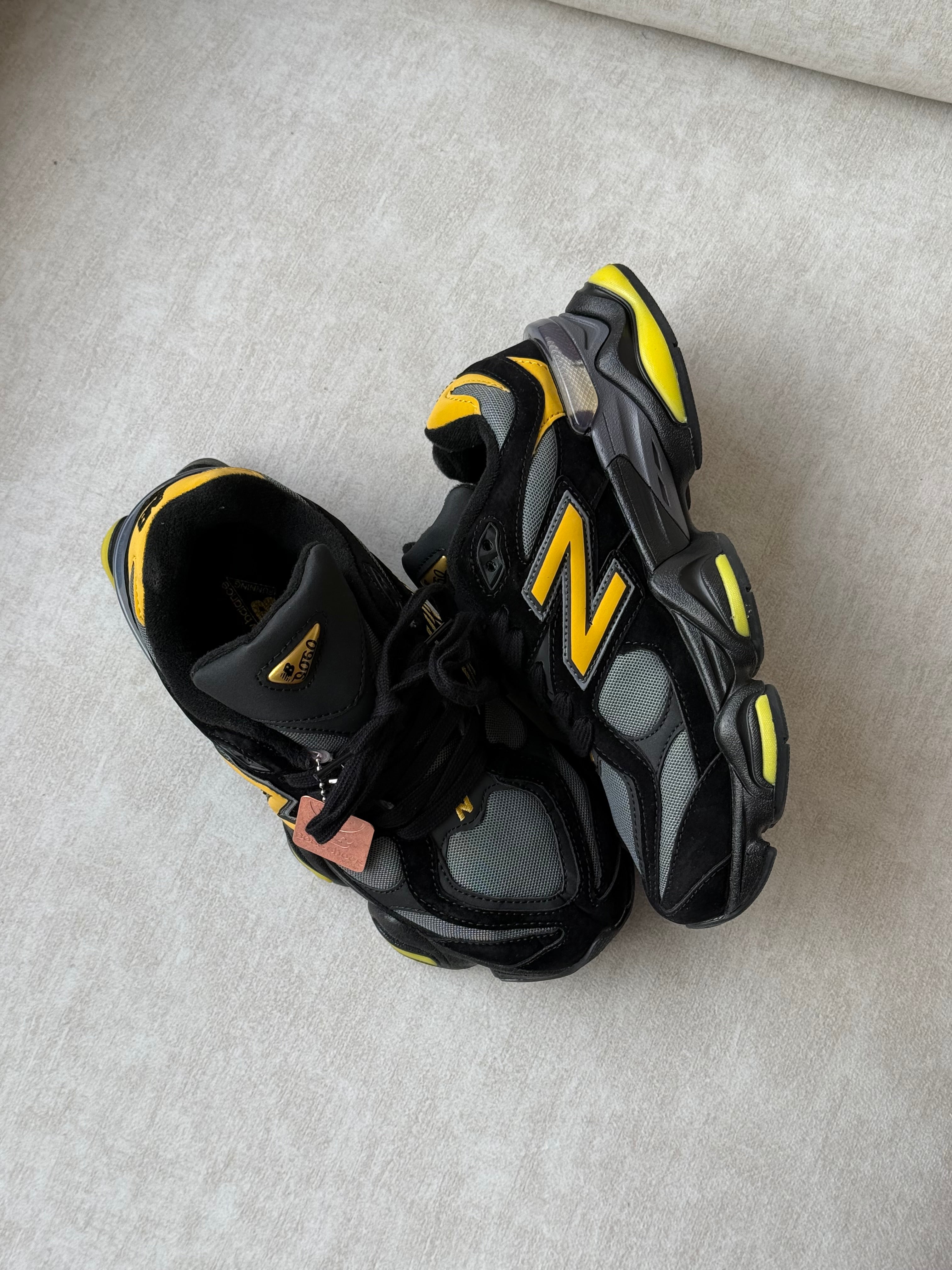 New Balance 9060 “Black/Yellow”